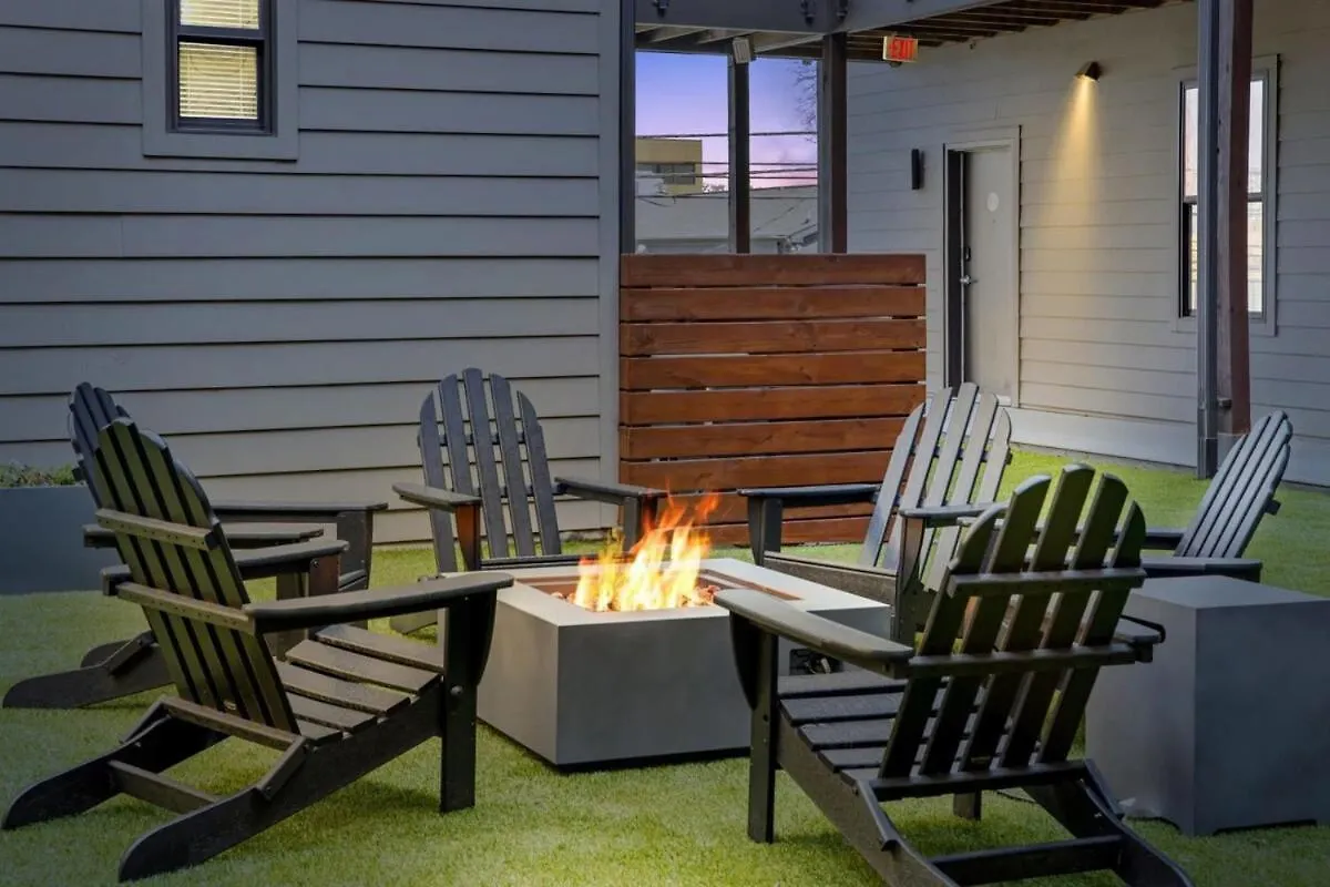 Cozysuites Two Spacious Music Row Condos W Parking ناشفيل 0*,