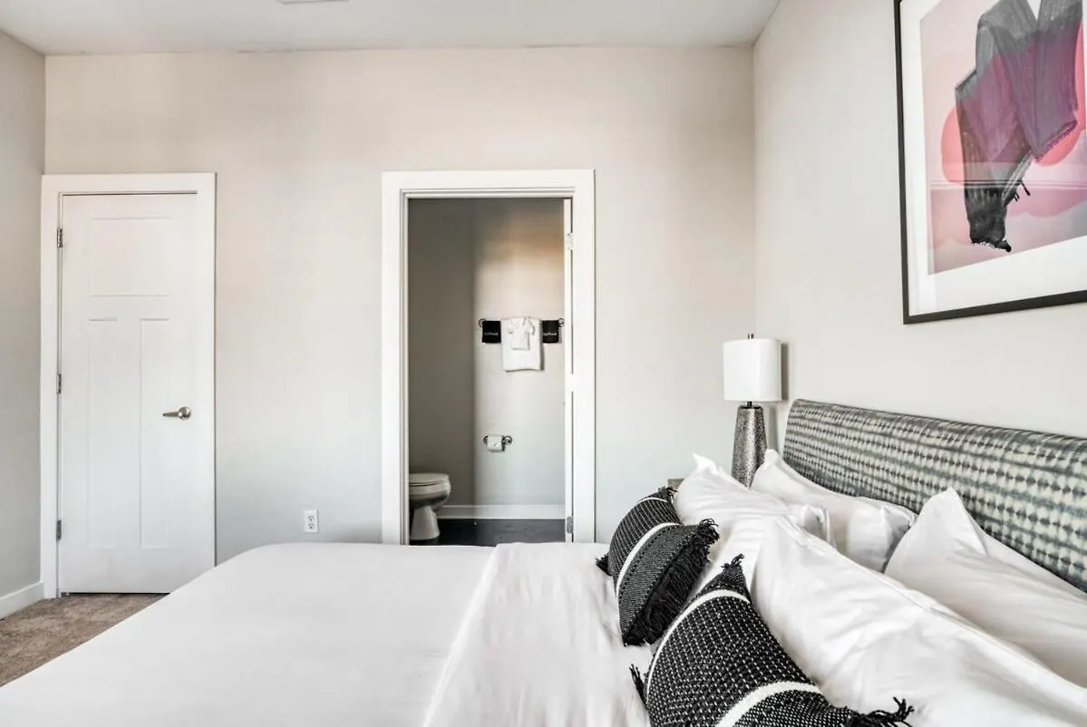 Appartamento Cozysuites Two Spacious Music Row Condos W Parking Nashville