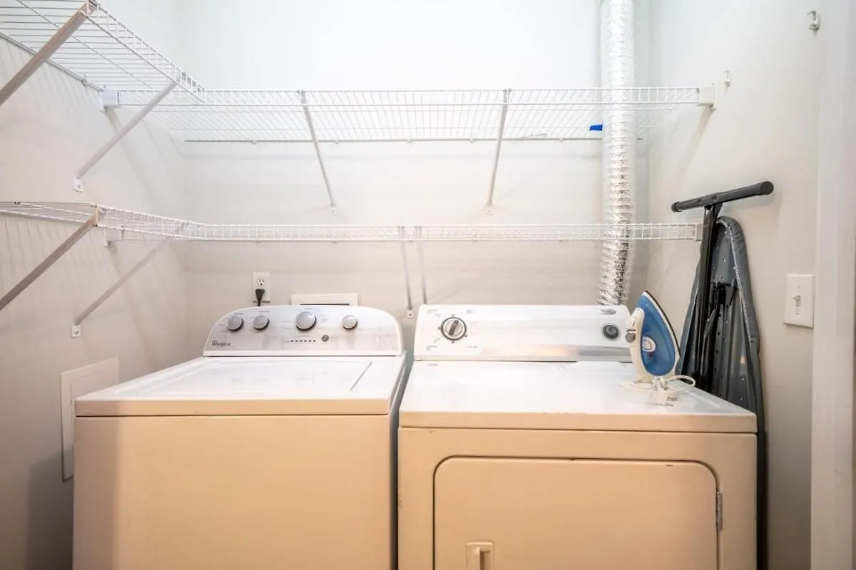 Cozysuites Two Spacious Music Row Condos W Parking Nashville